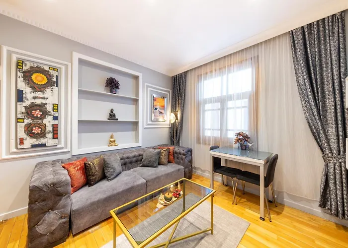 King Besiktas Istambul